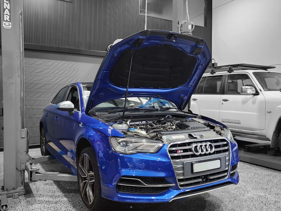 Audi S6 in the workshop